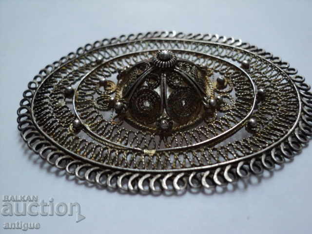 Delivery of VINTAGE SILVER SILVER FILIGREE BROOCH