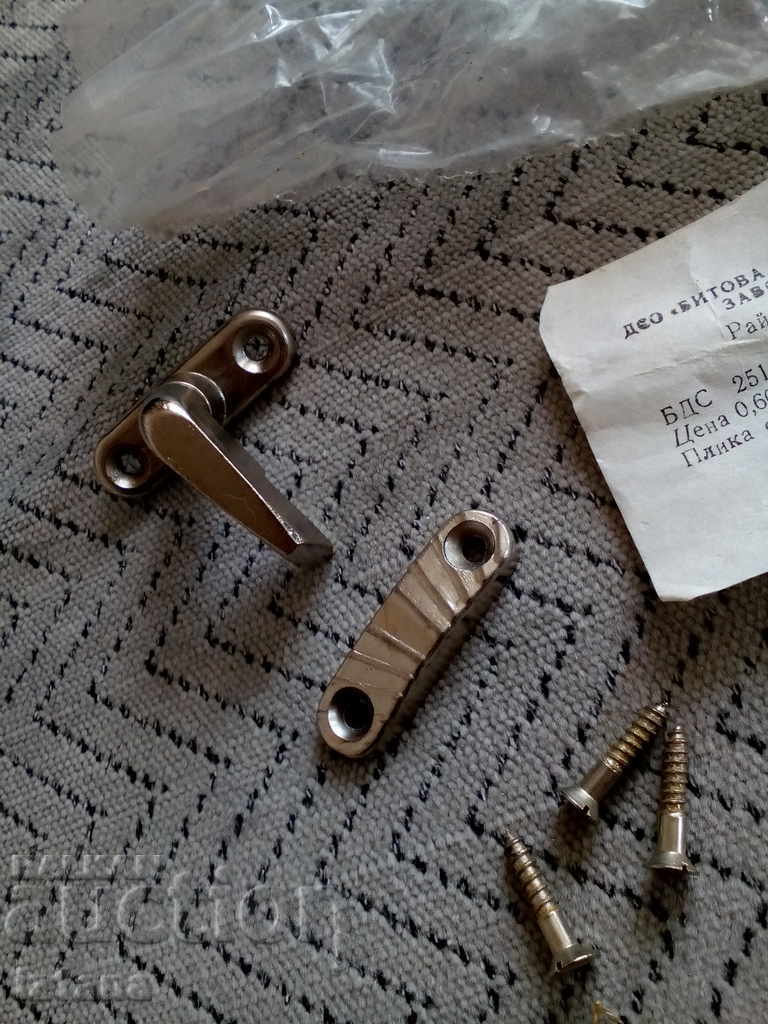 Old Referee - 5 Old Referee - 5