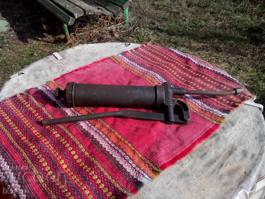 Δημοπρασία Παλιά λιπαντικό, taklamit Δημοπρασία Παλιά λιπαντικό, taklamit