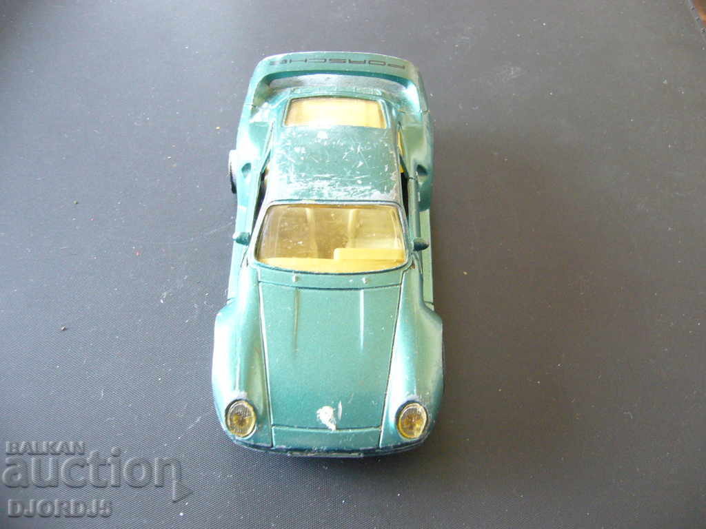 Delivery of Old pushchair, PORSHE 959, SKALE 1/36 Delivery of Old pushchair, PORSHE 959, SKALE 1/36