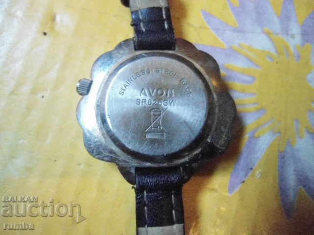 Auction  clock clover for luck