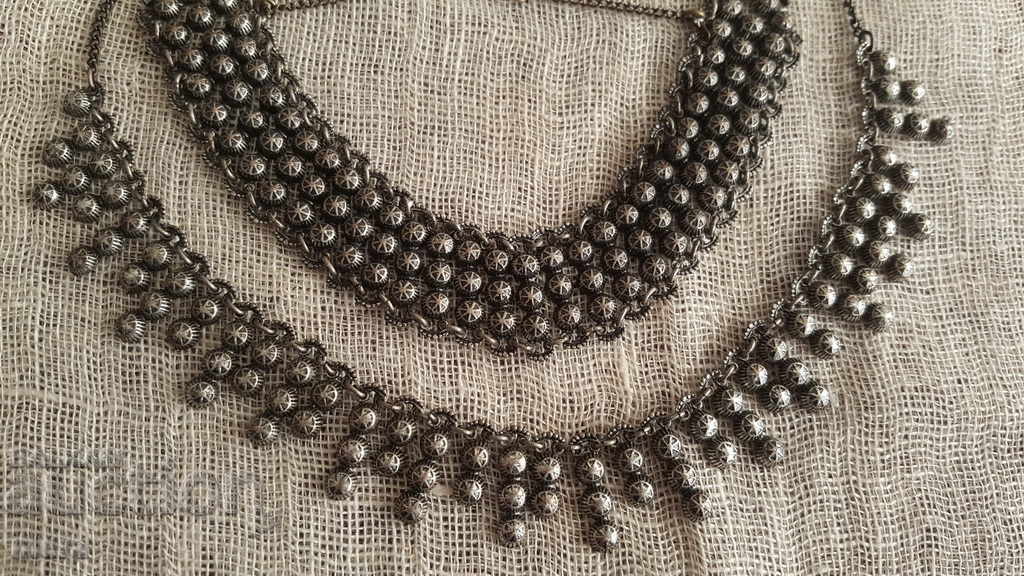 Auction Ancient Renaissance bracelet and necklace Auction Ancient Renaissance bracelet and necklace