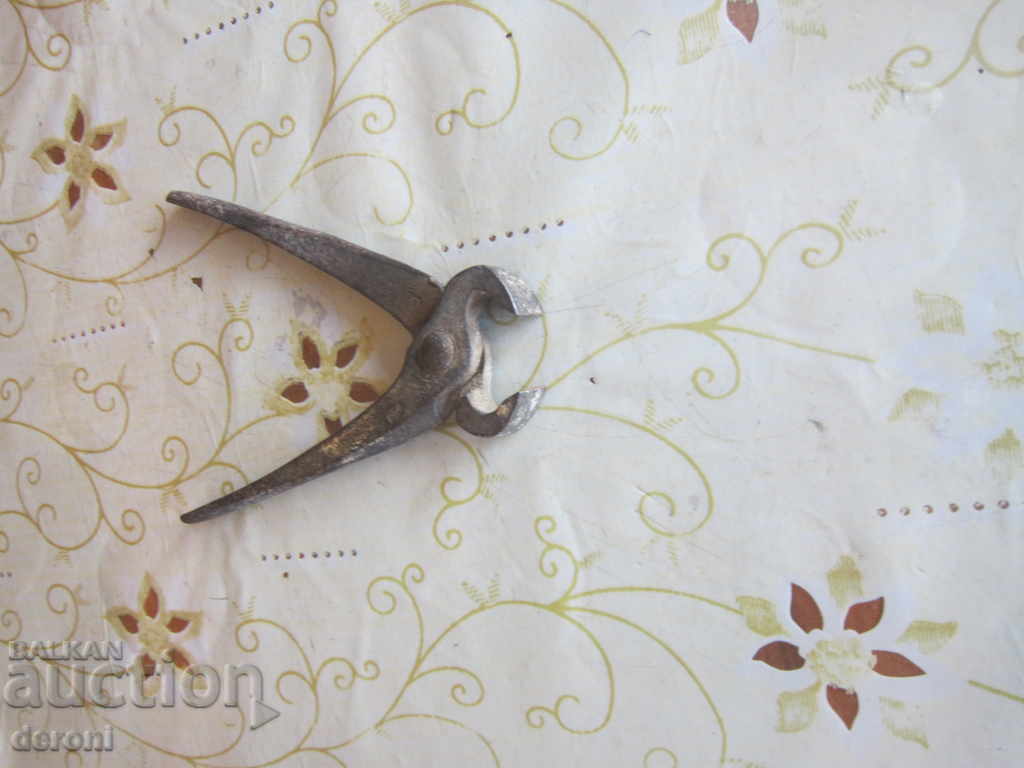 Old German small tongs with serrated - 6