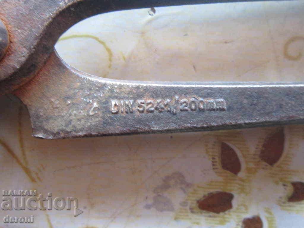 Delivery of Unbelievable German old pincers Delivery of Unbelievable German old pincers