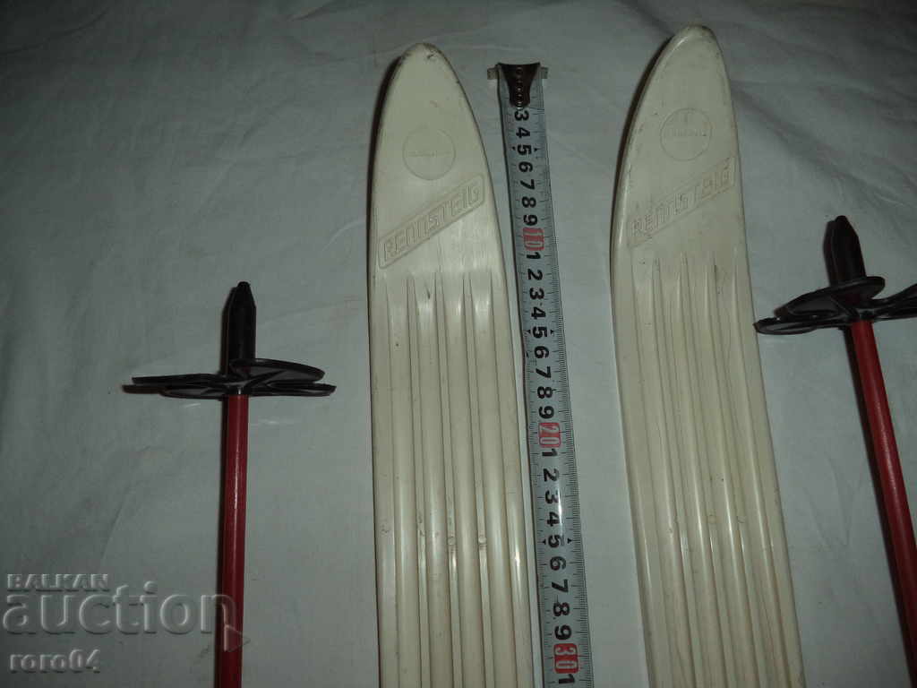 Delivery of RETRO CHILDREN WITH STRAPS - GERMINA RENNSTEIG - PERFECT Delivery of RETRO CHILDREN WITH STRAPS - GERMINA RENNSTEIG - PERFECT