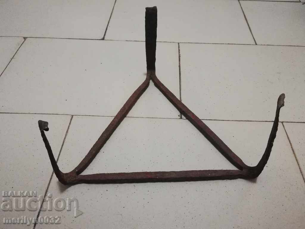 Sazhek, pyrostia, wrought iron, hearth with price 34.00 BGN | € 17.38 Sazhek, pyrostia, wrought iron, hearth with price 34.00 BGN | € 17.38