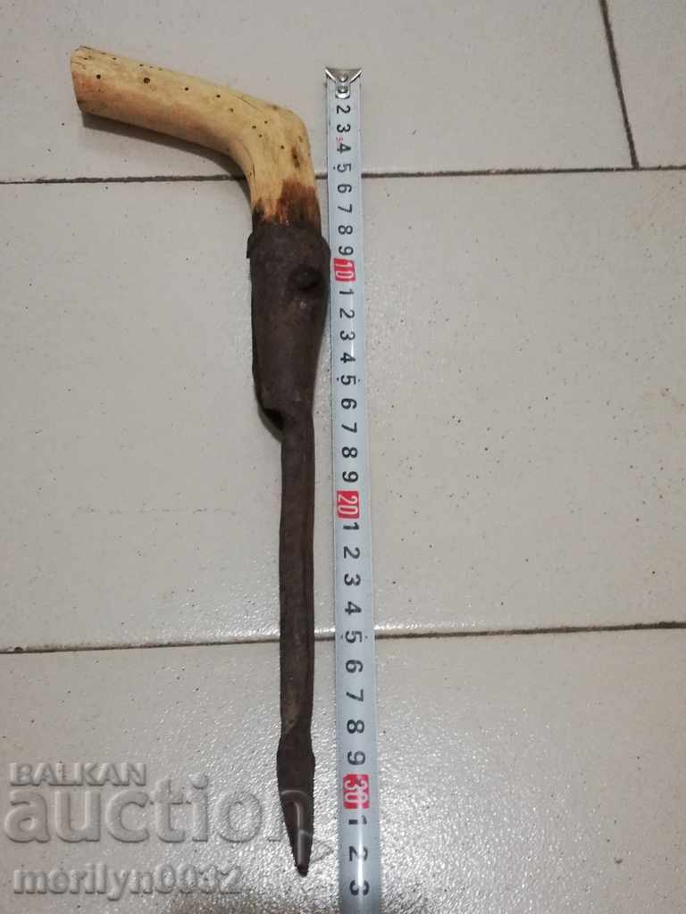 Δημοπρασία Παλιό σφυρήλατο σίδηρο πρωτόγονο Δημοπρασία Παλιό σφυρήλατο σίδηρο πρωτόγονο