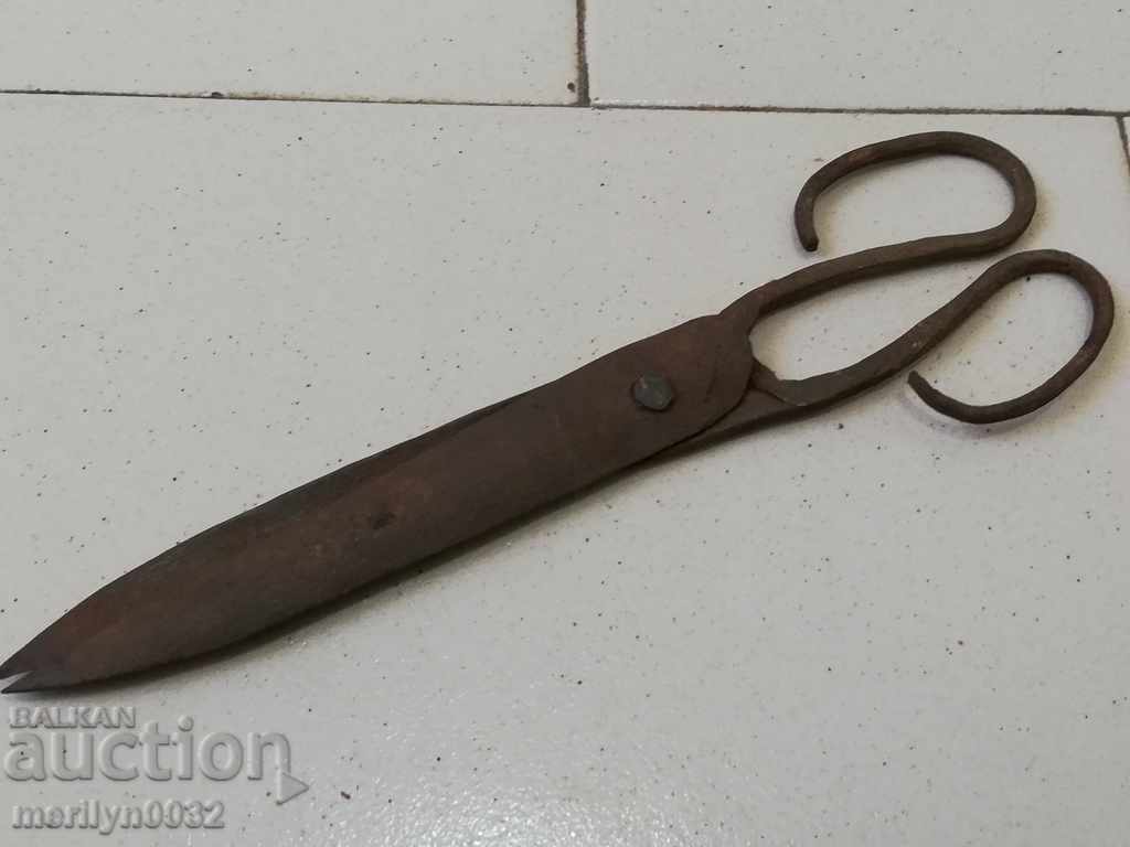 Old forged scissors, wrought iron with price 33.00 BGN | € 16.87 Old forged scissors, wrought iron with price 33.00 BGN | € 16.87