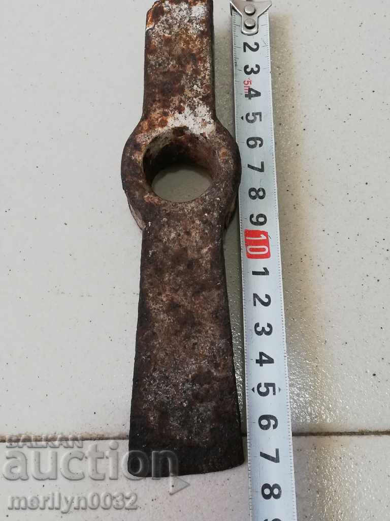 Delivery of Old hammer tool tool Delivery of Old hammer tool tool