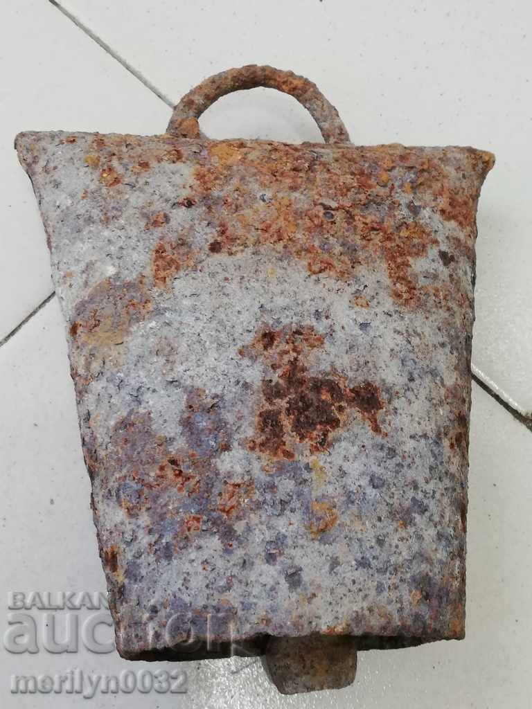 Стара хлопка, чан, звънец - 7