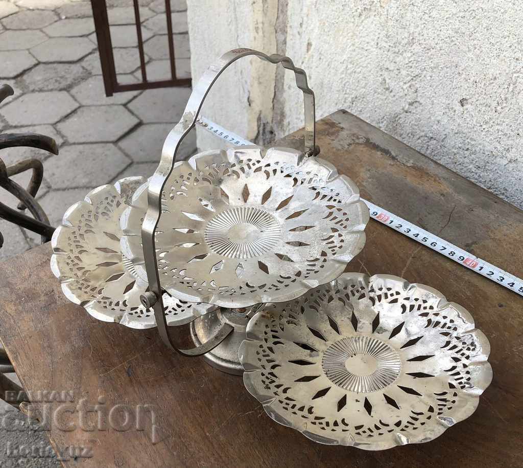 9751. STAR BONBONIER FOLDING MARKED METAL with price 18.00 BGN | € 9.20 9751. STAR BONBONIER FOLDING MARKED METAL with price 18.00 BGN | € 9.20