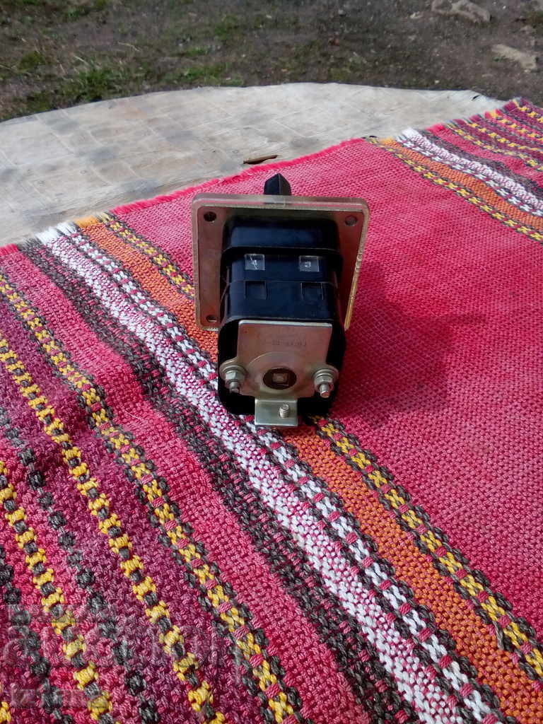 Delivery of Old power switch Delivery of Old power switch