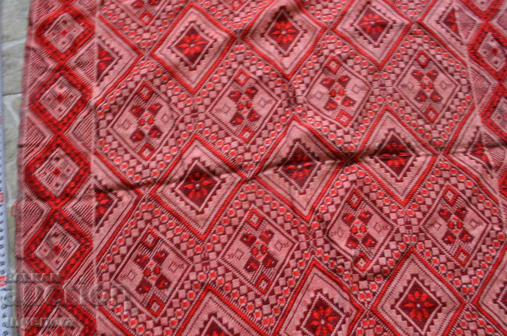 Delivery of OLD TEXTILE AND LIQUID COVER FOR WALL, CUT, ROOF