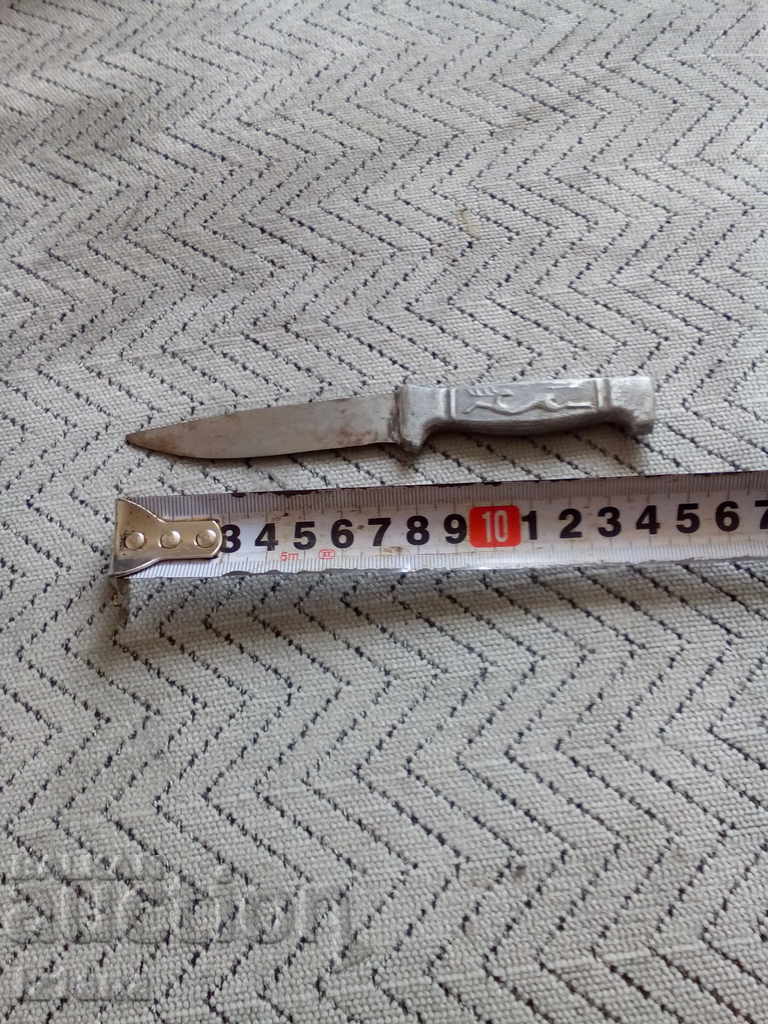 An old knife, a knife, a knife - 5 An old knife, a knife, a knife - 5