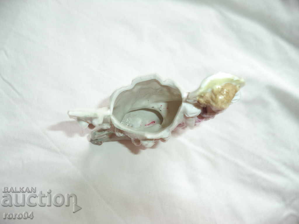 BEAUTIFUL OLD PORCELAIN STATUS - 7 BEAUTIFUL OLD PORCELAIN STATUS - 7