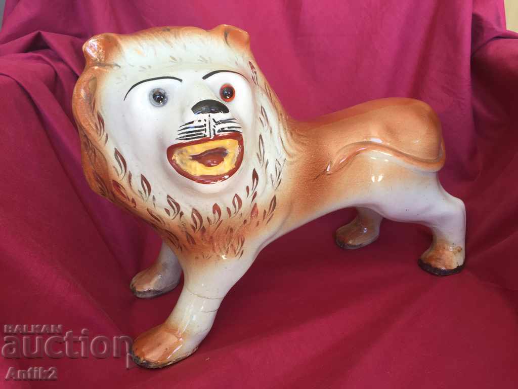 1890 Rare Large Porcelain Lion Staffordshire with price 250.00 BGN | € 127.82 1890 Rare Large Porcelain Lion Staffordshire with price 250.00 BGN | € 127.82