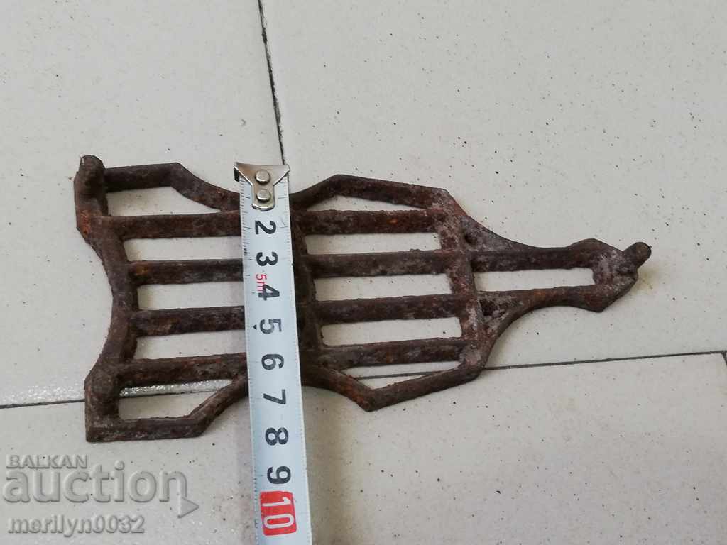 Grilled for an old iron on fire - 6 Grilled for an old iron on fire - 6