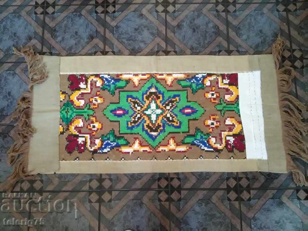 Old Bulgarian Woven Fabric Pano / Gobelin / Box / Carpet with price 45.00 BGN | € 23.01 Old Bulgarian Woven Fabric Pano / Gobelin / Box / Carpet with price 45.00 BGN | € 23.01