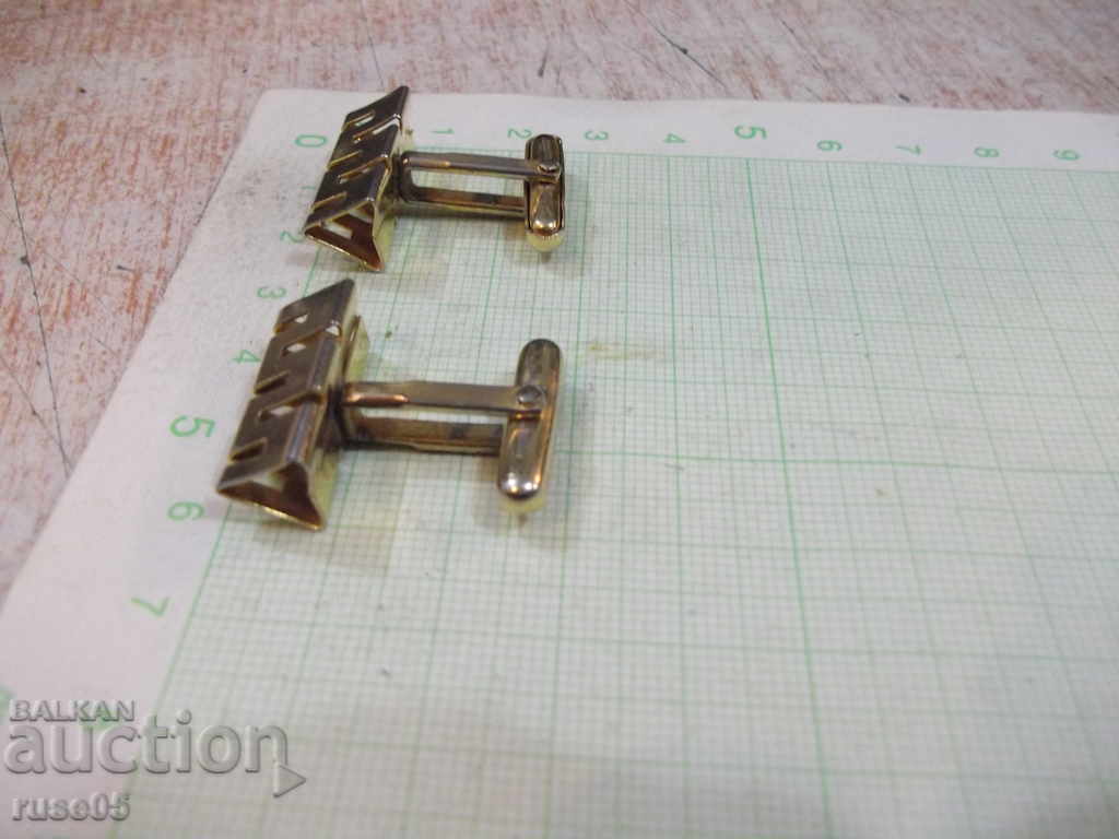 Delivery of Buttons - 16