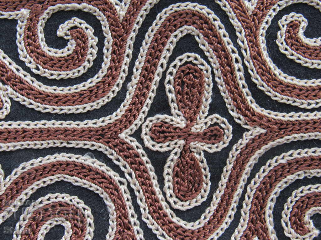 Auction Authentic Mongol purse with Kazakh national motifs Auction Authentic Mongol purse with Kazakh national motifs