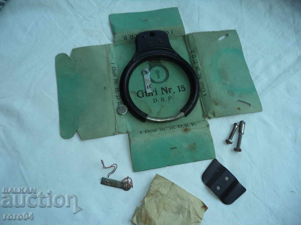 Bicycle Locking Device GURI Nr.15 D.R.P. - 6 Bicycle Locking Device GURI Nr.15 D.R.P. - 6