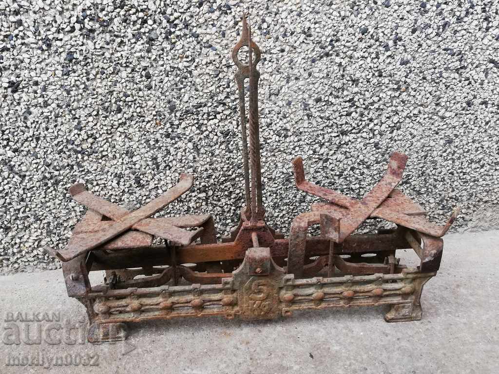 Стар виенски кантар, везна, теглилка, паланца с цена € 45.28 | 88.56 лв.