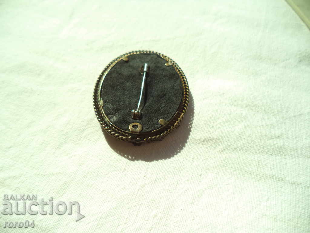 Delivery of STARA BEAUTIFUL BROŠKA Delivery of STARA BEAUTIFUL BROŠKA