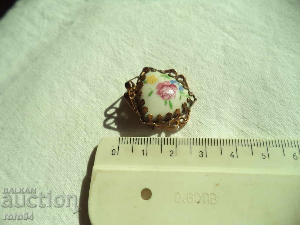 STARA BEAUTIFUL RUSSIAN BROSHA - PORCELAIN WITH COLD - 6