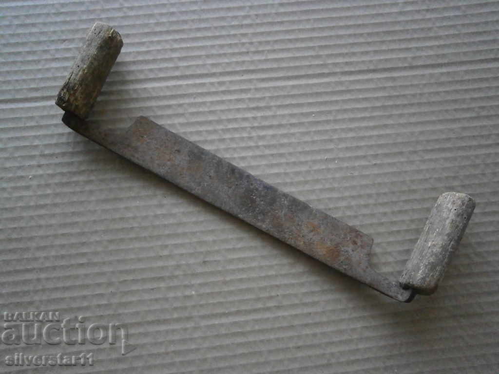 Delivery of old primitive tool Delivery of old primitive tool