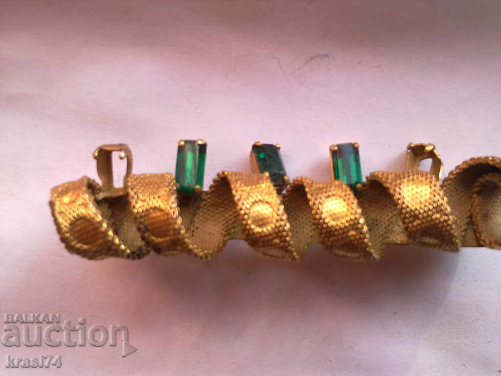 Auction Brochure Auction Brochure