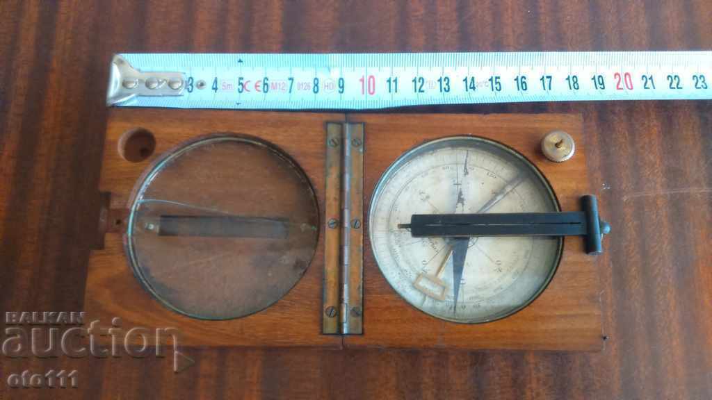 OLD MILITARY COMPASS 1914 -1918 - WW1 with price 100.00 BGN | € 51.13 OLD MILITARY COMPASS 1914 -1918 - WW1 with price 100.00 BGN | € 51.13