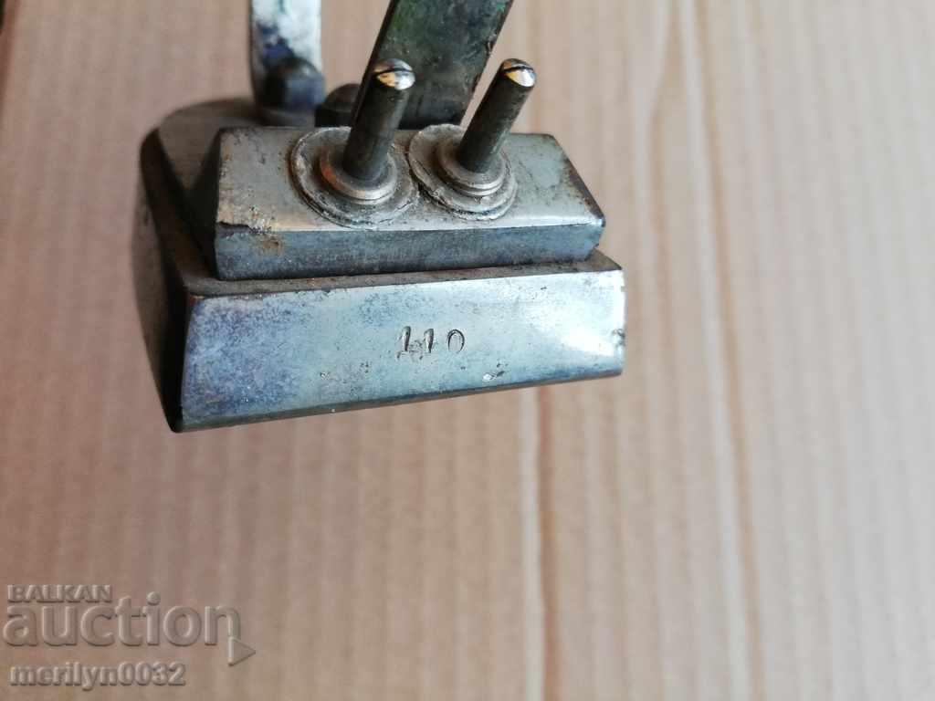 Old electric iron MINYON 30s of the 20th century - 5