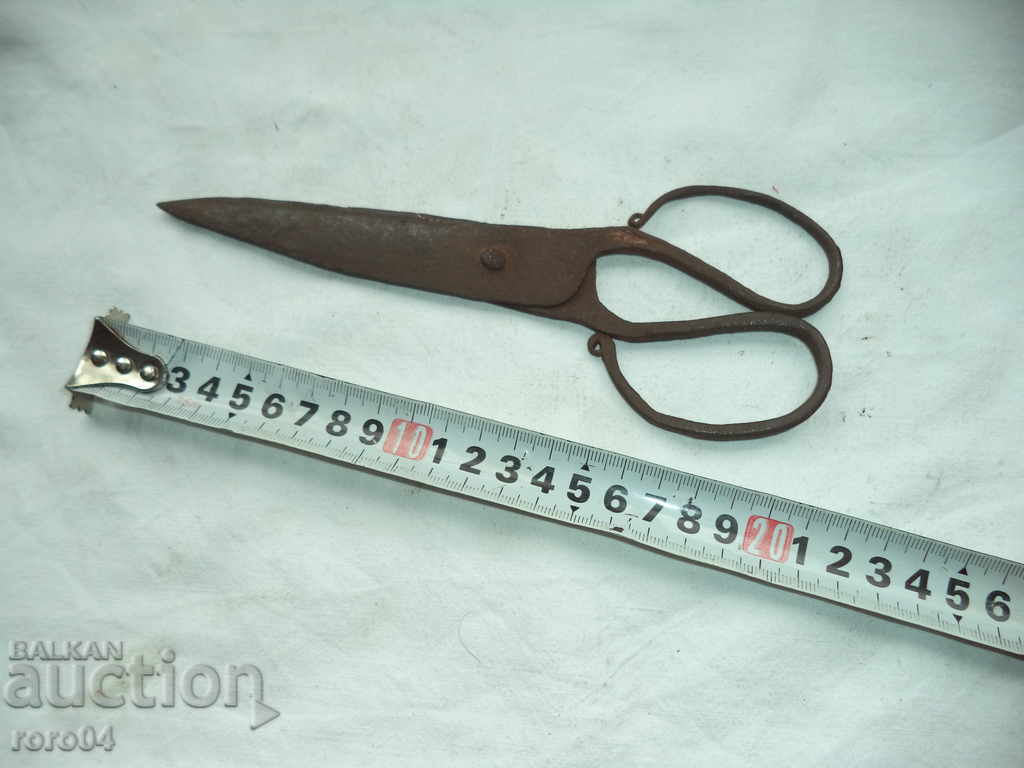 Auction STAR HANGER CRAWL ABADJIAN BUCK - ACTUALLY Auction STAR HANGER CRAWL ABADJIAN BUCK - ACTUALLY