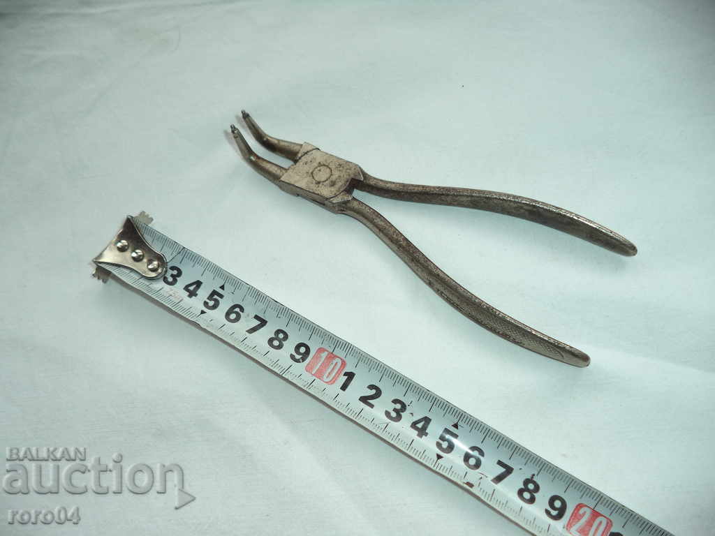 OLD GERMAN ZEGER PLIERS - CHROM - VANADIUM with price 40.50 BGN | € 20.71 OLD GERMAN ZEGER PLIERS - CHROM - VANADIUM with price 40.50 BGN | € 20.71