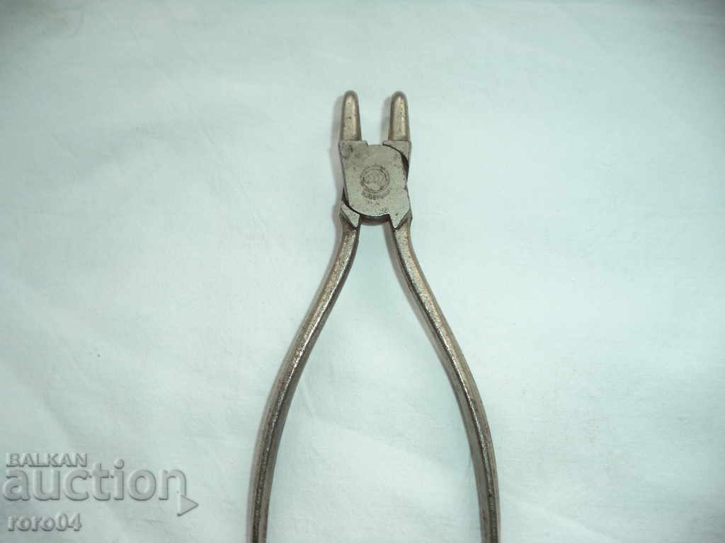 Auction OLD GERMAN ZEGER PLIERS - CHROM - VANADIUM Auction OLD GERMAN ZEGER PLIERS - CHROM - VANADIUM