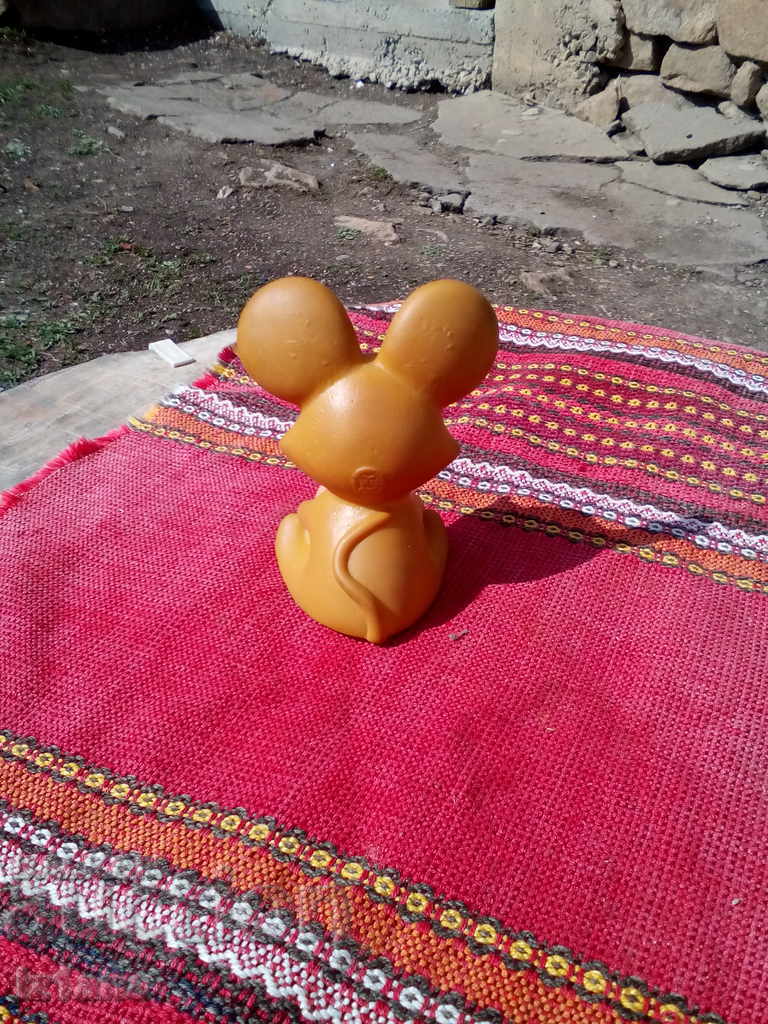 Auction Old toy mouse Auction Old toy mouse