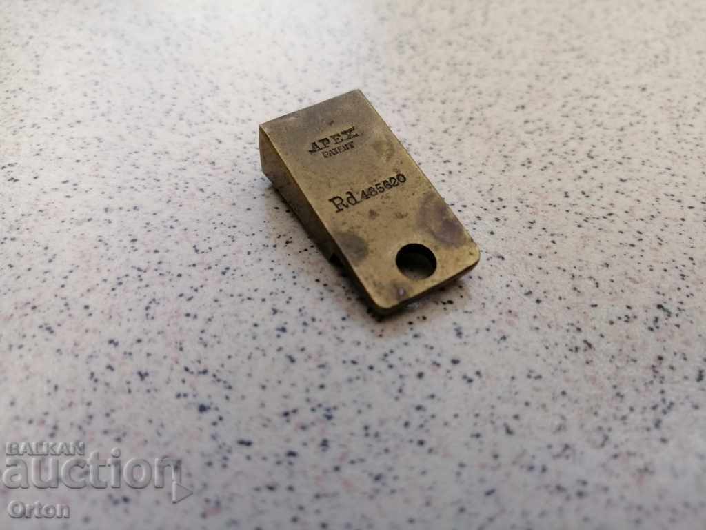 Auction  Old bronze blade