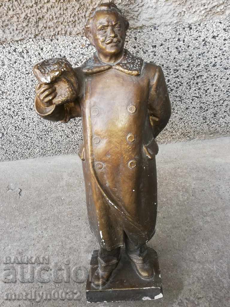 Statue of author figure Georgi Dimitrov sculpture GIPS - 5 Statue of author figure Georgi Dimitrov sculpture GIPS - 5