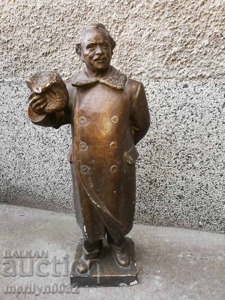 Statue of author figure Georgi Dimitrov sculpture GIPS - 7 Statue of author figure Georgi Dimitrov sculpture GIPS - 7