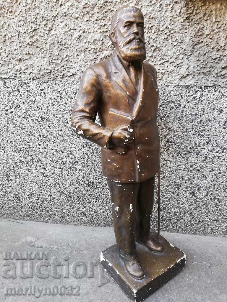 Statue of author figure Dimitar Blagoev DYADOTO sculpture GIPS