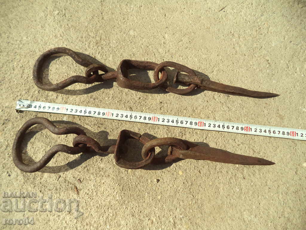 OLD HANGING FOOTWEAR CRAWLS - 2 PIECES with price 115.00 BGN | € 58.80 OLD HANGING FOOTWEAR CRAWLS - 2 PIECES with price 115.00 BGN | € 58.80