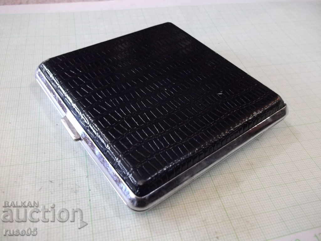 Auction Tobacco black - 2 Auction Tobacco black - 2