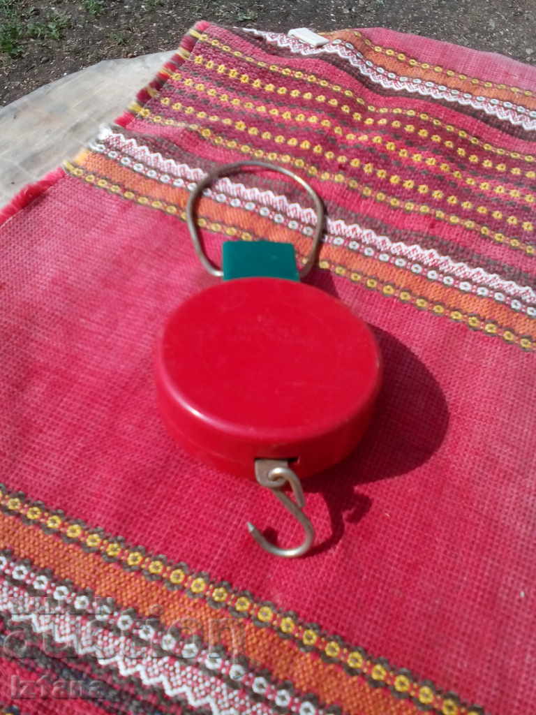 Delivery of Old household scale, scale