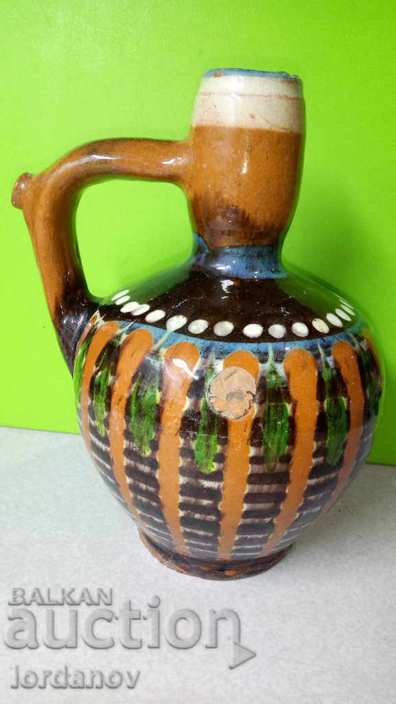 Old pitcher with price 20.00 BGN | € 10.23 Old pitcher with price 20.00 BGN | € 10.23