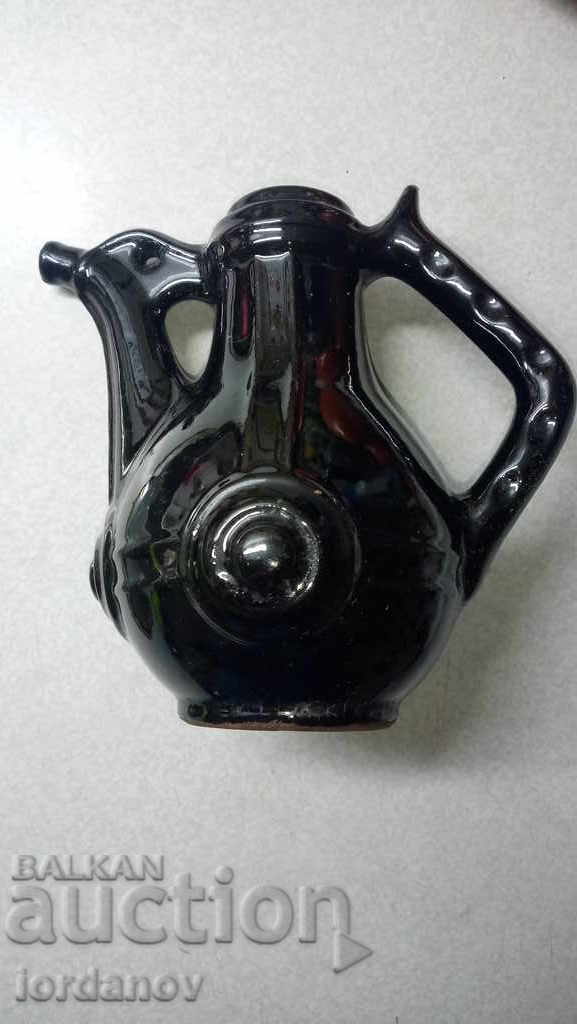 Old pitcher - Crown - 5 Old pitcher - Crown - 5