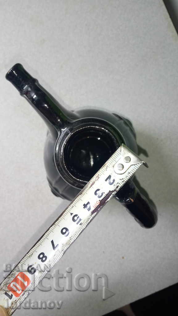 Old pitcher - Crown - 6 Old pitcher - Crown - 6