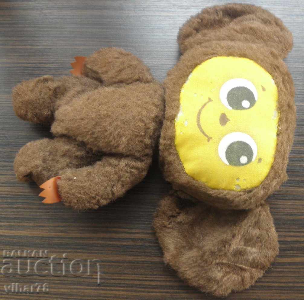 Licitație JUCĂRIE DE COPII BĂTRĂ CHEBURASHKA Licitație JUCĂRIE DE COPII BĂTRĂ CHEBURASHKA