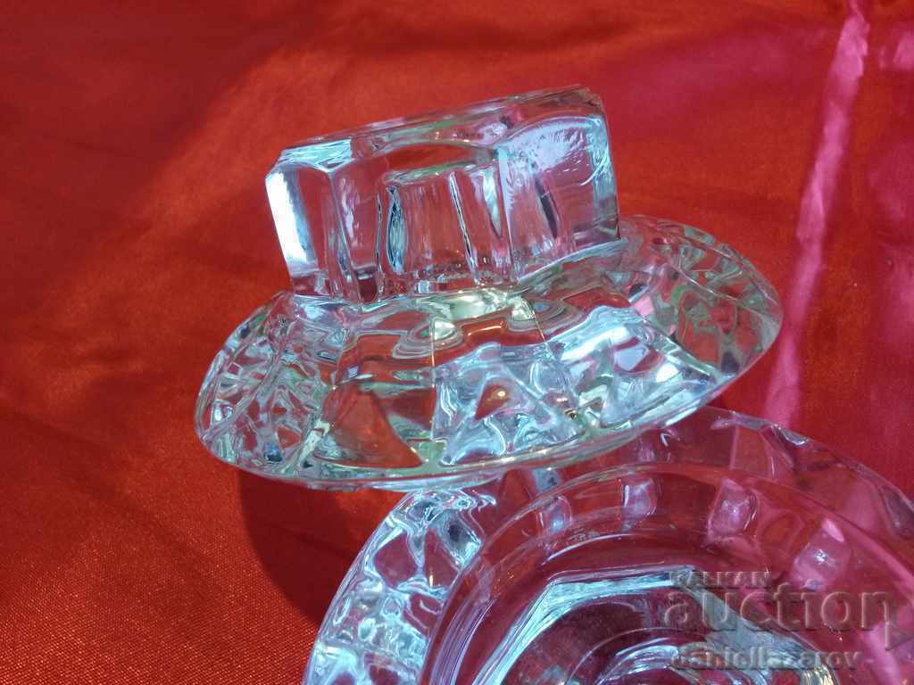 Delivery of Set Crystal Glass Candlesticks