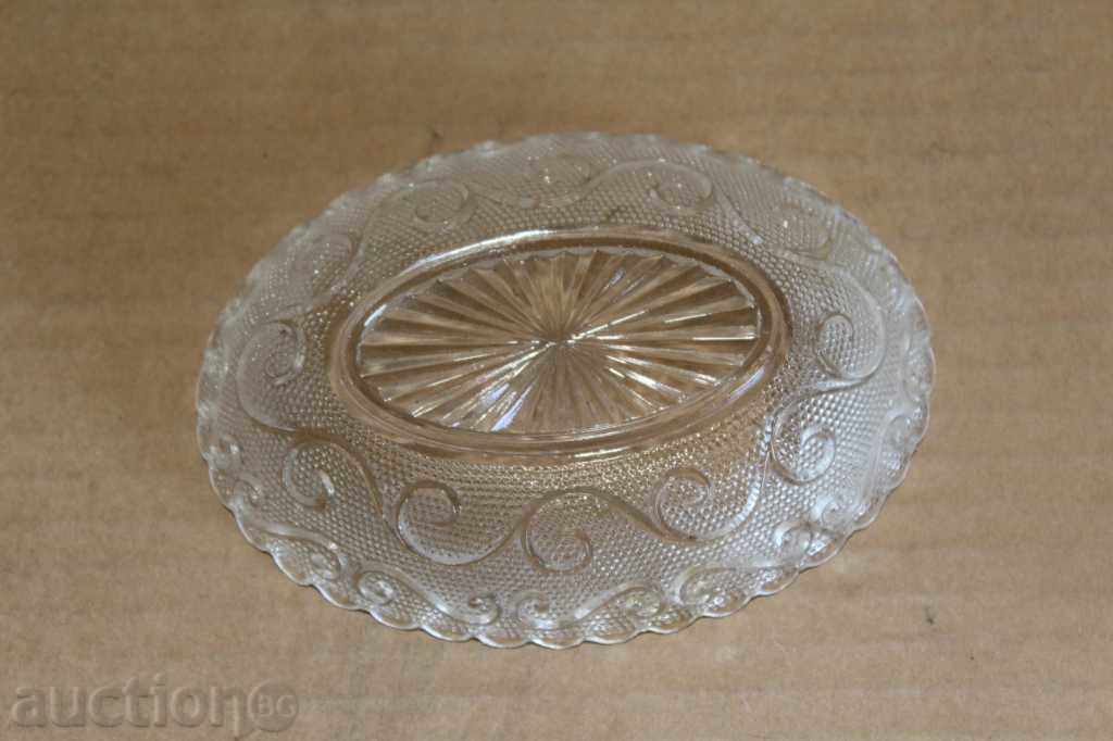 Delivery of BEAUTIFUL OLD NUT BOWL PLATE Delivery of BEAUTIFUL OLD NUT BOWL PLATE