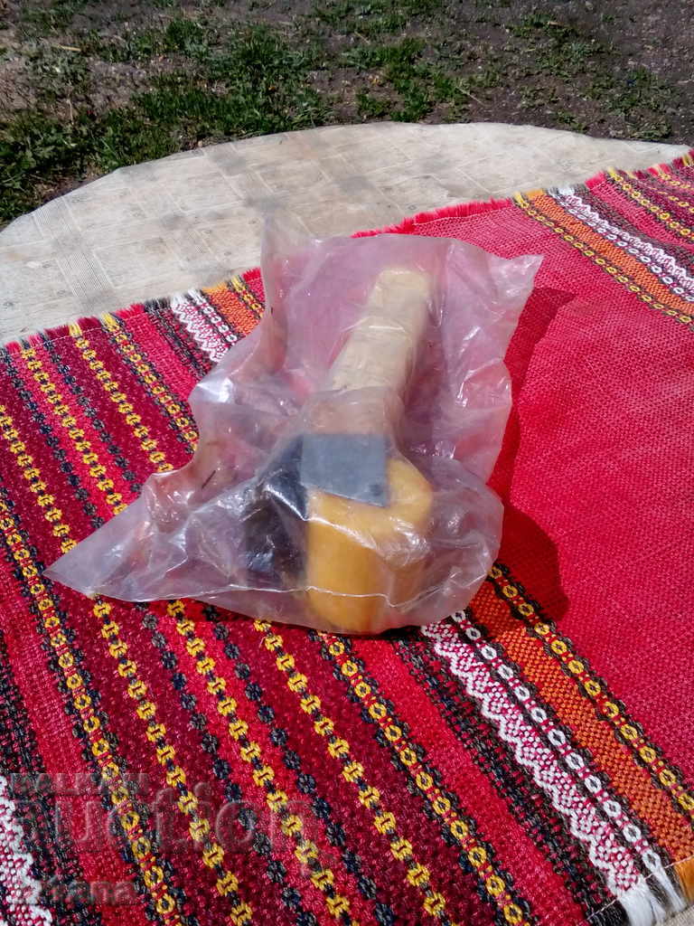 Paint roller with price 14.00 BGN | € 7.16 Paint roller with price 14.00 BGN | € 7.16